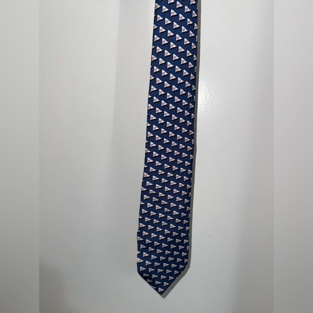 Vineyard Vines Martha’s Vineyard Blue and White Tie